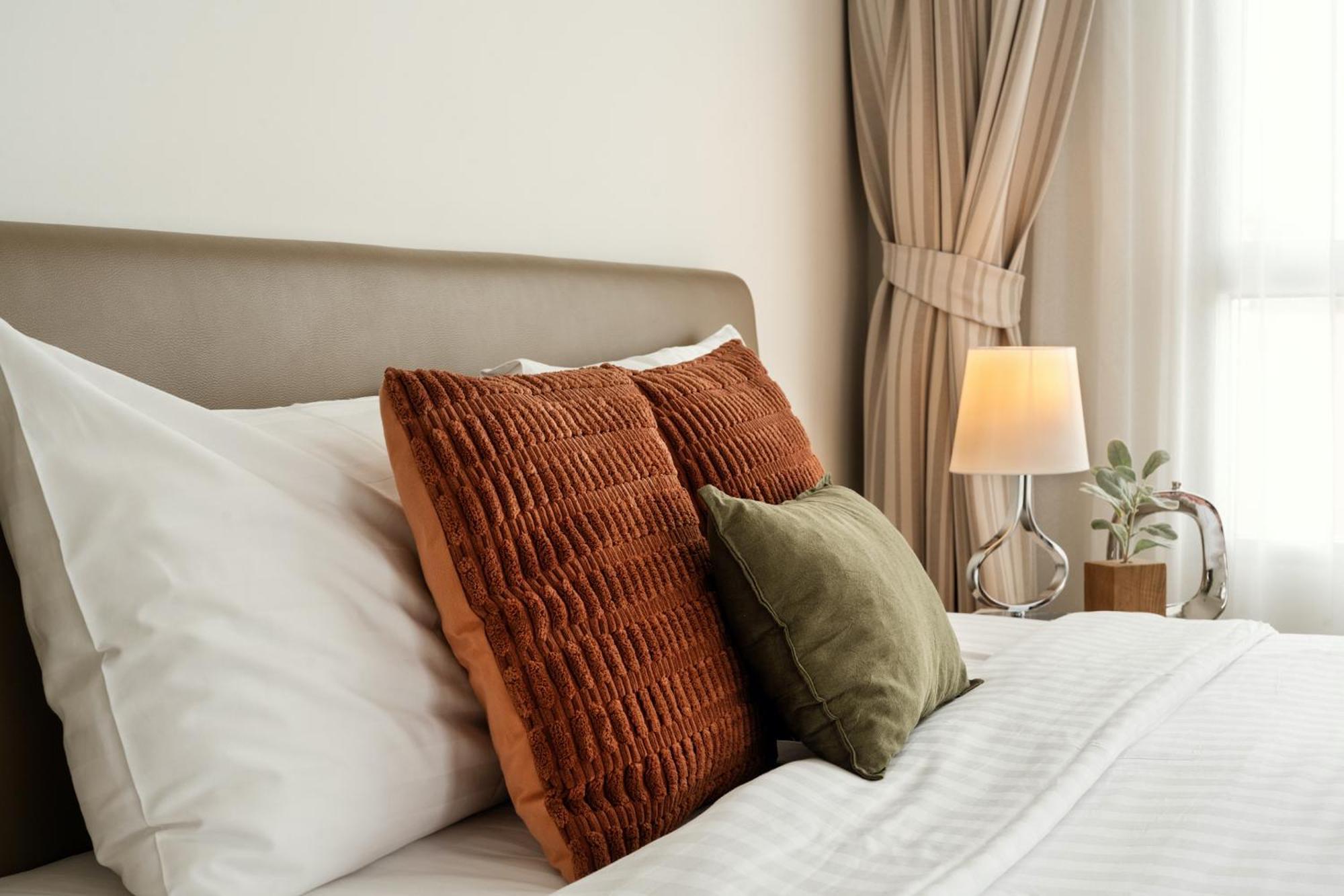 First Choice Suites By The Sea Sha Plus Extra Хуа Хин Екстериор снимка