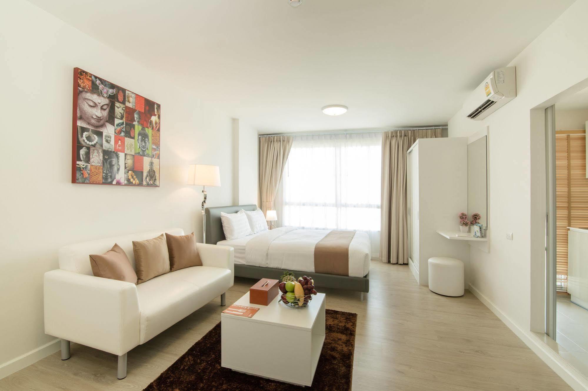 First Choice Suites By The Sea Sha Plus Extra Хуа Хин Екстериор снимка