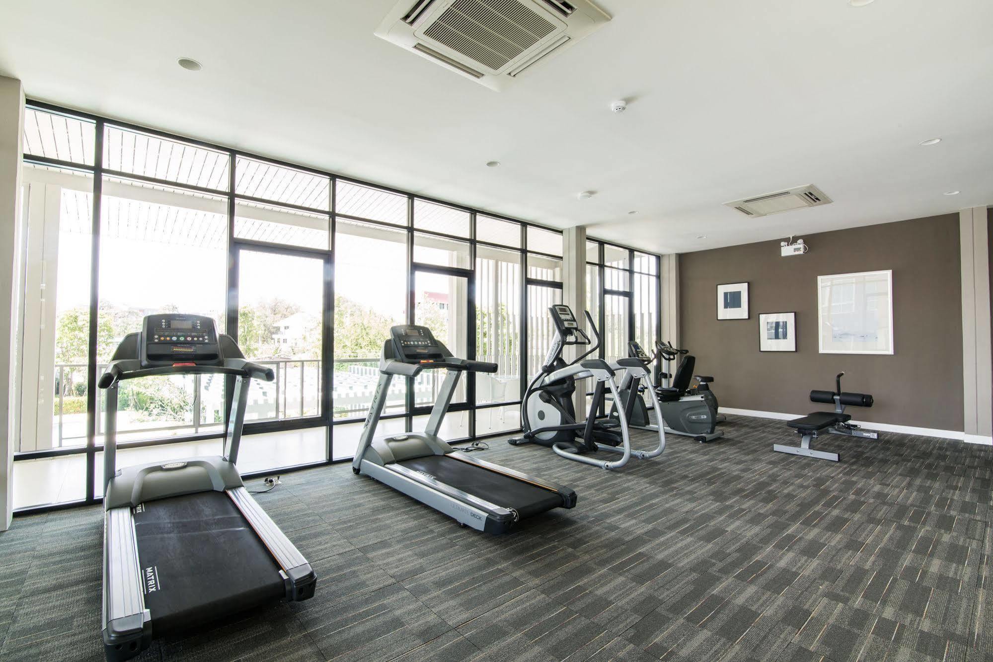 First Choice Suites By The Sea Sha Plus Extra Хуа Хин Екстериор снимка